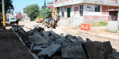Avanza Gobierno de Pepe Chedraui con trabajos de rehabilitación vial en San Sebastián de Aparicio