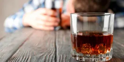 ¿Las inyecciones para adelgazar pueden hacer que bebas menos alcohol?