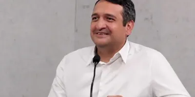 Alejandro Moreno acusa actos anticipados y analiza dejar "jugar solo" a Andy López en Tabasco