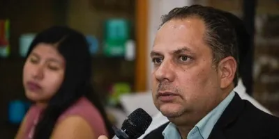 Arrestos de alcaldes deben ser advertencia para todos: Carvajal