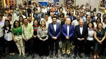 Toman protesta a integrantes de comités ciudadanos de los 12 Pueblos Mágicos de Puebla