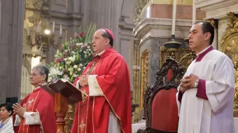 No caer en divisiones políticas, pide obispo auxiliar de Puebla