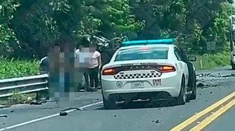 Un muerto y 4 lesionados por choque y volcadura en la México-Tuxpan