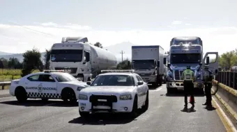 Cierre de la autopista México-Tuxpan por carambola de 7 autos
