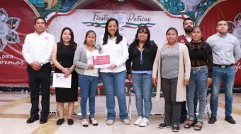 Entregan apoyos educativos a alumnos de Atlixco