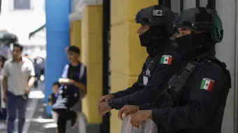 La presencia policial podría regresar al centro por enfrentamiento de ambulantes