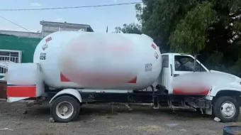 Sorprendieron y detuvieron a cinco huachicoleros en Puebla, les confiscaron dos pipas