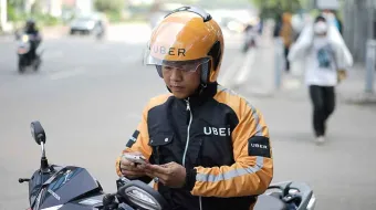 Habrá detenciones y sanciones a UBER Moto si insiste en dar servicio