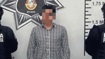 Arrestan a hombre en Atlixco por robar fármacos del IMSS con valor de más de 30 mil pesos