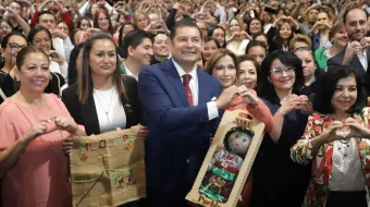 Banca de la Mujer, empodera a la mujer poblana 