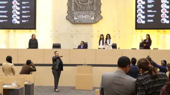 IEE valida la integración de Gaby Chumacero en la LXII Legislatura