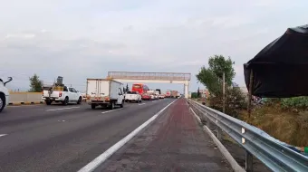 Confusión en Tlahuapan: Cierre de autopista tras reporte de secuestro; hombre regresa a casa