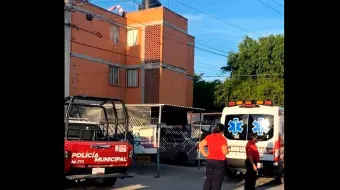 Dueño de departamento cae de tercer piso tras discusión con inquilinos en Tehuacán