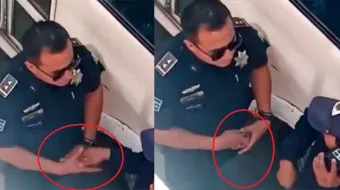 Agentes de tránsito de Tecamachalco destituidos tras ser sorprendidos extorsionando a chofer