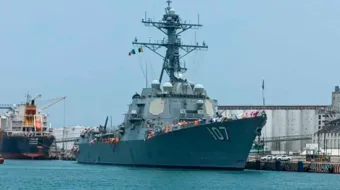 El destructor USS Gravely llega a México en un momento diplomático delicado