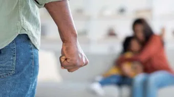 Buscan que la violencia vicaria sea reconocida como delito grave en Puebla