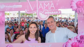 Ayuntamiento de Puebla celebra el Día de las madres reuniendo a más de mil poblanas