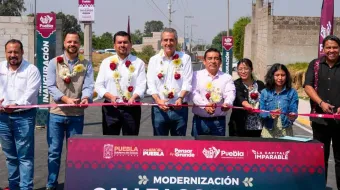 Inaugura Pepe Chedraui modernización de calle Los Pilares en San Miguel Canoa