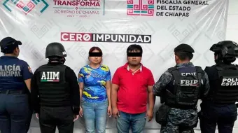 Tras la viralización de un video donde una mujer golpea a su hija de 11 años, vecinos de Real del Bosque intervinieron para protegerla y alertar a las autoridades.