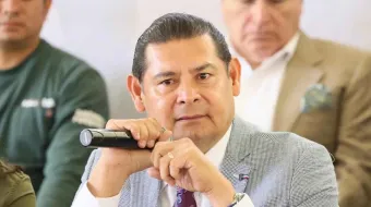 Armenta busca oficializar municipio en junta auxiliar poblana