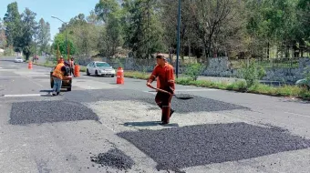 Campaña Capitalina Bacheando Puebla fortalece la infraestructura vial de la capital