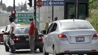 Congreso estudia taxis colectivos; ley no permite aplicación por regiones
