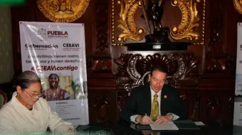 ELDP y CEEAVI firman convenio para fortalecer formación jurídica y atención a víctimas en Puebla