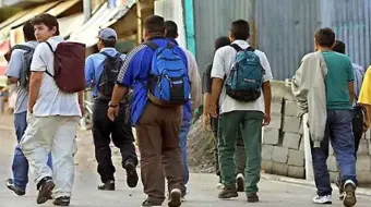 Gobierno poblano colabora con consulados para defender derechos de migrantes