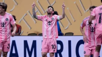 Inter Miami hace historia: remonta y vence al Porto con golazo de Messi