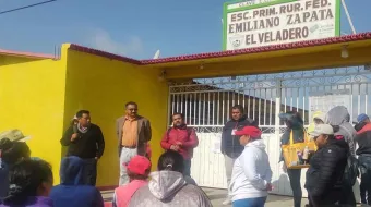 Maestra con 38 años de servicio denuncia acoso en Ciudad Serdán; buscan quitarle su plaza