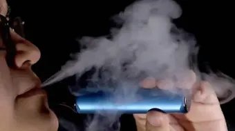Regulación provocó la venta clandestina de vapeadores
