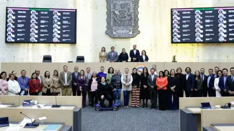Propuestas legislativas contra suicidios de menores y apoyo a los presos