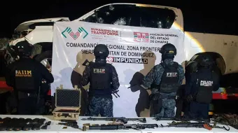 Cuatro presuntos miembros del crimen organizado fueron abatidos en Frontera Comalapa, Chiapas, tras el asesinato de cinco policías. La región es disputada por el CJNG y el Cártel de Sinaloa.