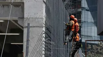 Puebla registra desempeño mixto en la industria de la construcción durante abril de 2025