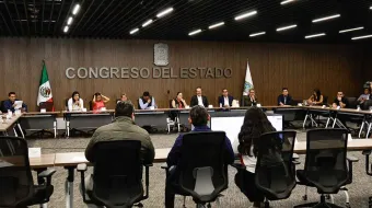 Morena y PAN chocan por adecuaciones al artículo 480 de ciberasedio en el Congreso de Puebla