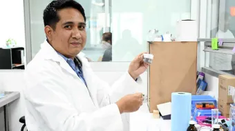 En la BUAP se desarrolla tecnología para eliminar colorantes textiles y fármacos