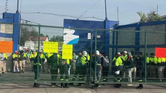 Hartos de abusos laborales, trabajadores paran labores en Alpura