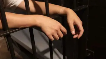 Reclusas de Santa Martha Acatitla denuncia extorsión y cobro de piso 