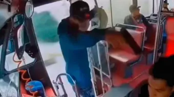 VIDEO. Otro violento robo sobre el bulevar 5 de Mayo revive el temor en el transporte público