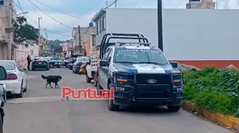 Ejecutan a hombre en calles de San Martín Texmelucan; intentó huir de sus agresores