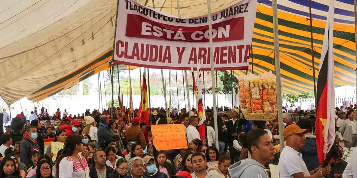 Migrantes, factor importante para mejorar la economía, reconoce Claudia Sheinbaum en Tehuacán