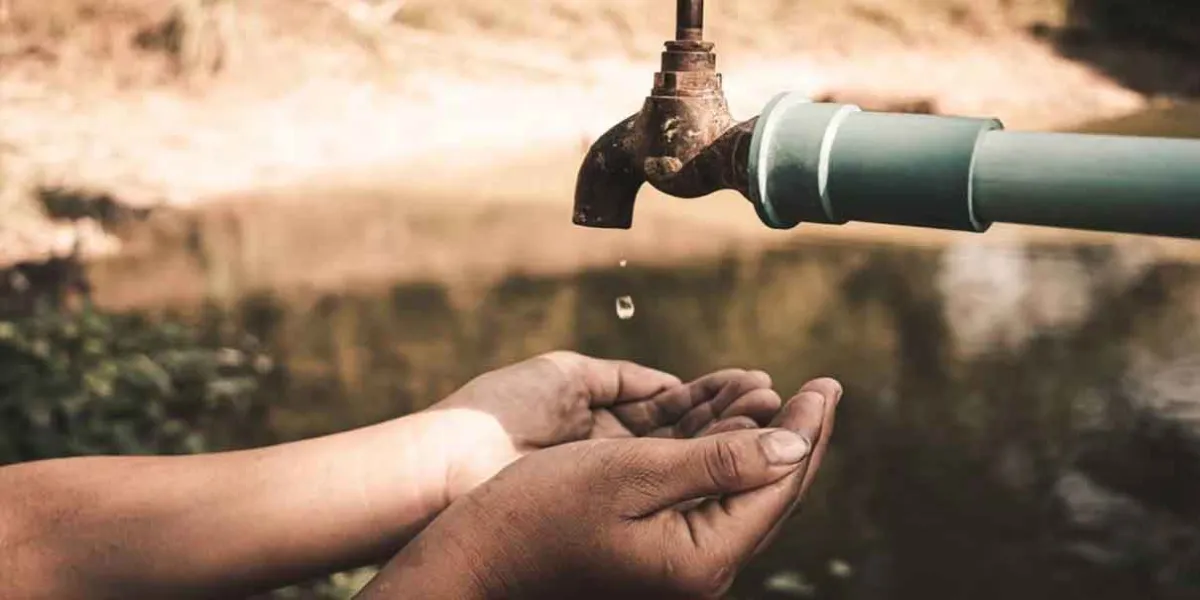 Falta de agua y tarifas caras obligan a comparecer al titular de Agua de Puebla