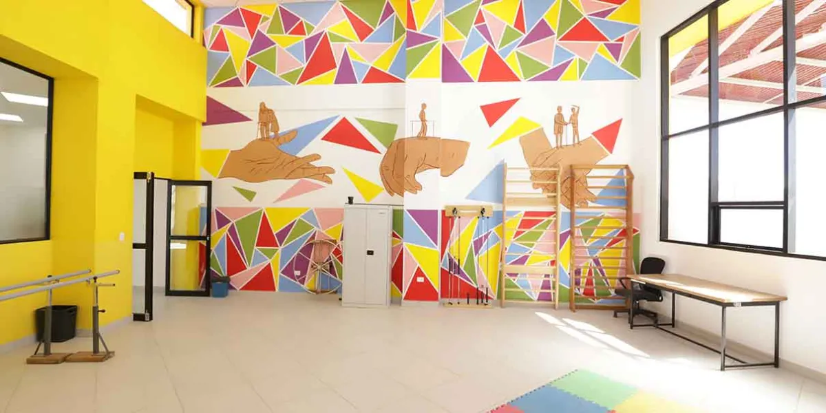 Sergio Salomón inauguró CRI en Amozoc y entrega beneficios educativos