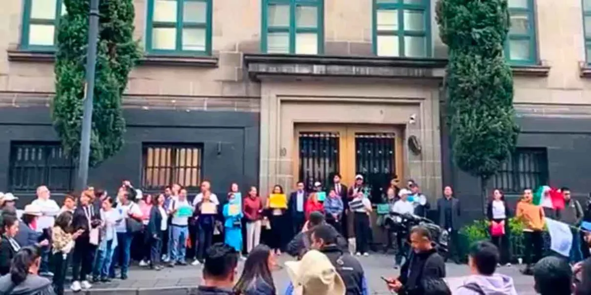 Trabajadores de la SCJN bloquean accesos en protesta contra la reforma al Poder Judicial