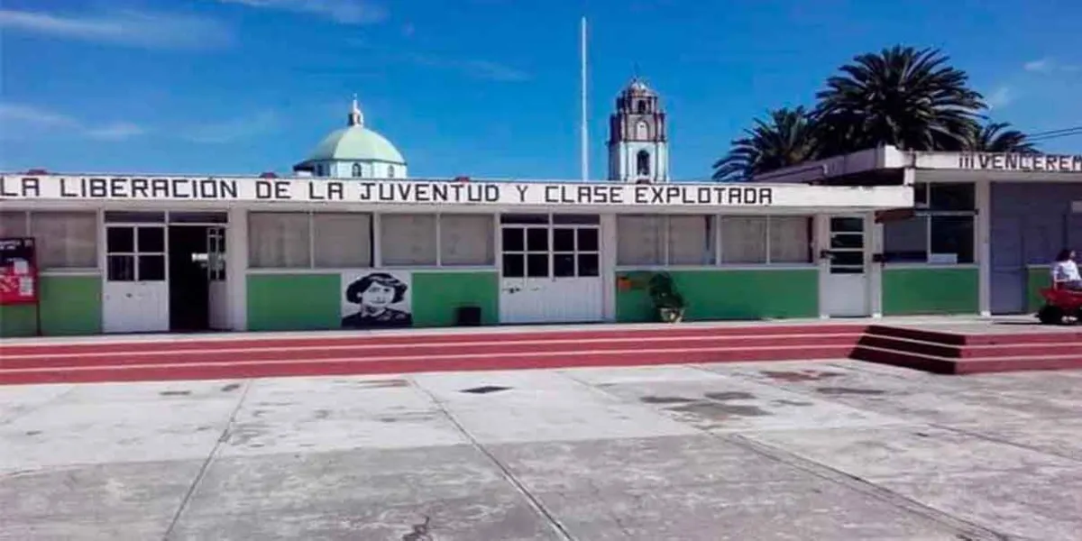 Alumna sufrió salvaje novatada en la Normal de Teteles; la Segob investiga 