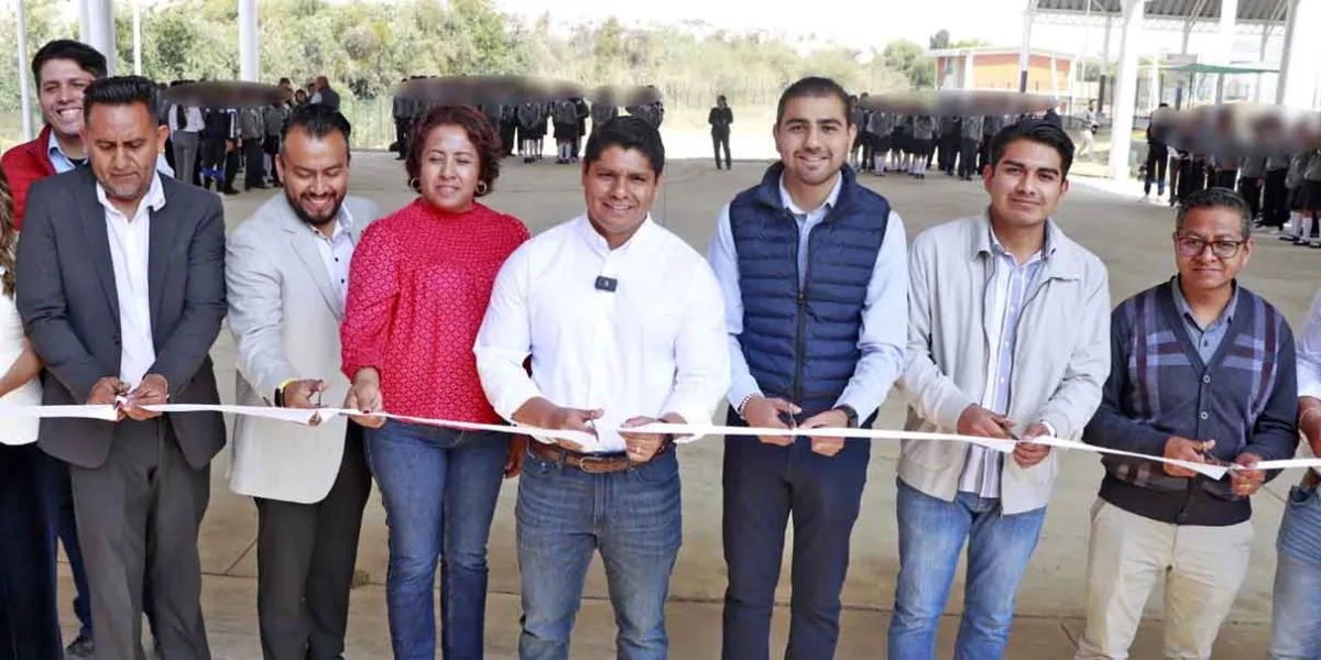 Inaugura Omar Muñoz arco techo en la Unidad Educativa Frida Kahlo 