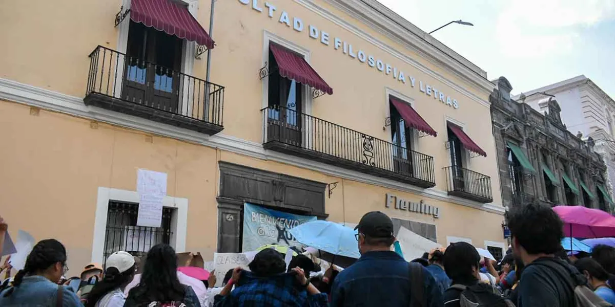Facultad de Filosofía y Letras de la BUAP retoma clases presenciales el 8 de abril