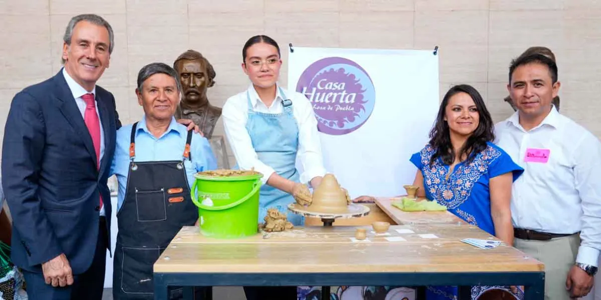 Inaugura Pepe Chedraui exposición de la Ciudad de Puebla en San Lázaro 