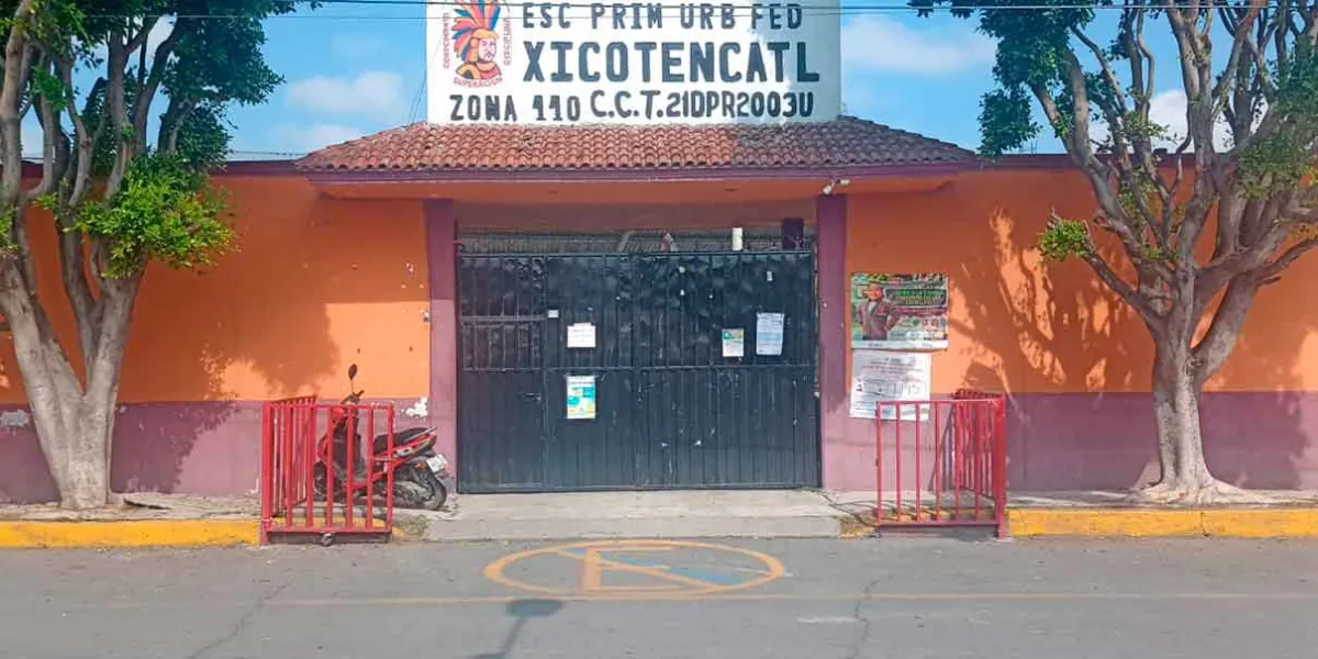 Roban escuela primaria en Texmelucan; padres piden mayor seguridad