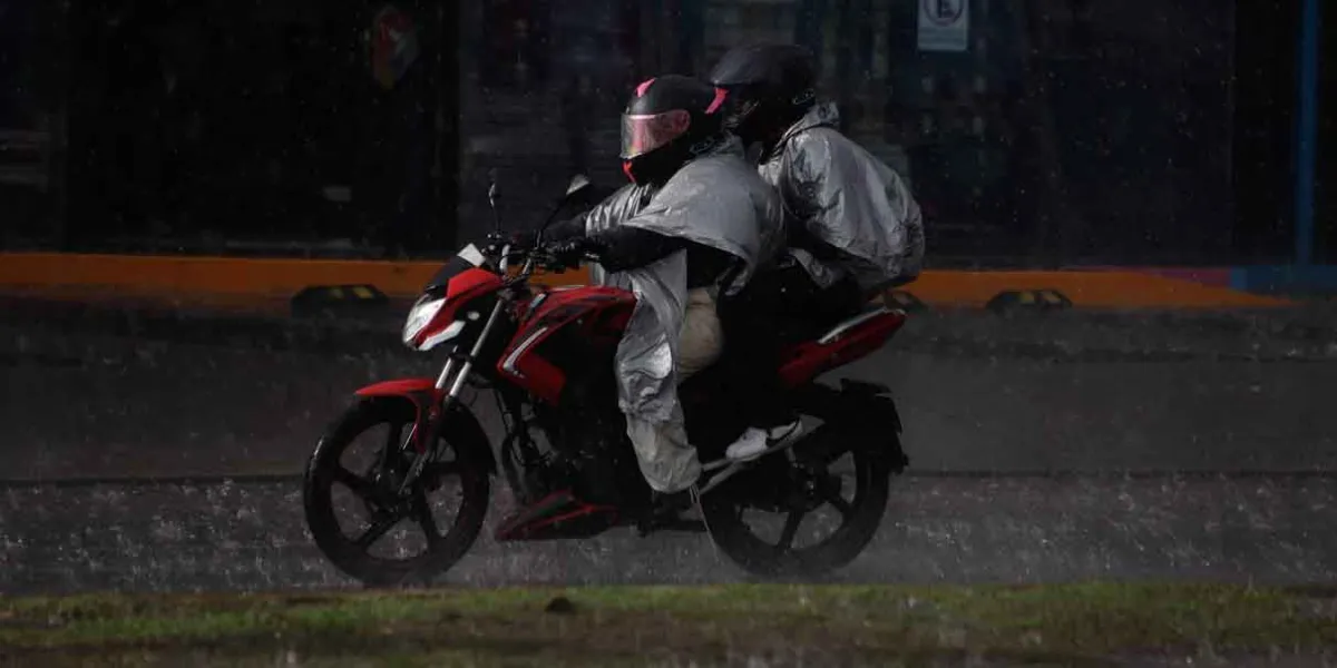 Puebla emite alerta por fuertes lluvias y tormentas eléctricas para este JUEVES